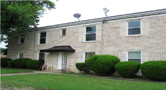 2 BEDROOM / 1 BATH APARTMENT FOR LEASE